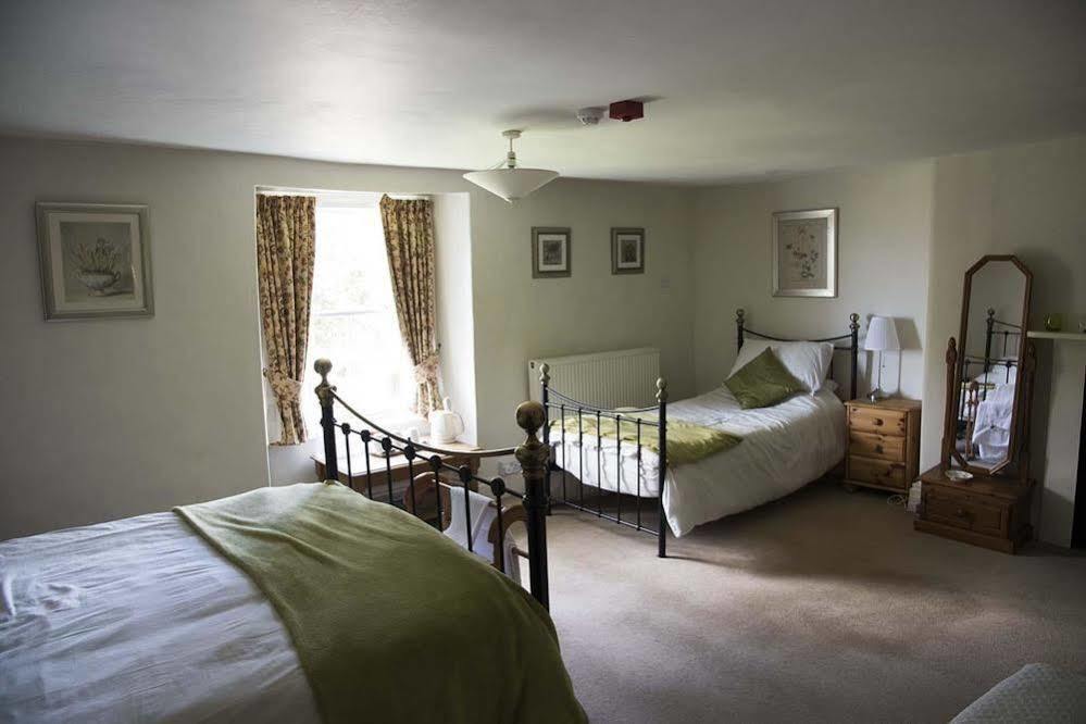 The Greyhound Inn Bedale Eksteriør bilde